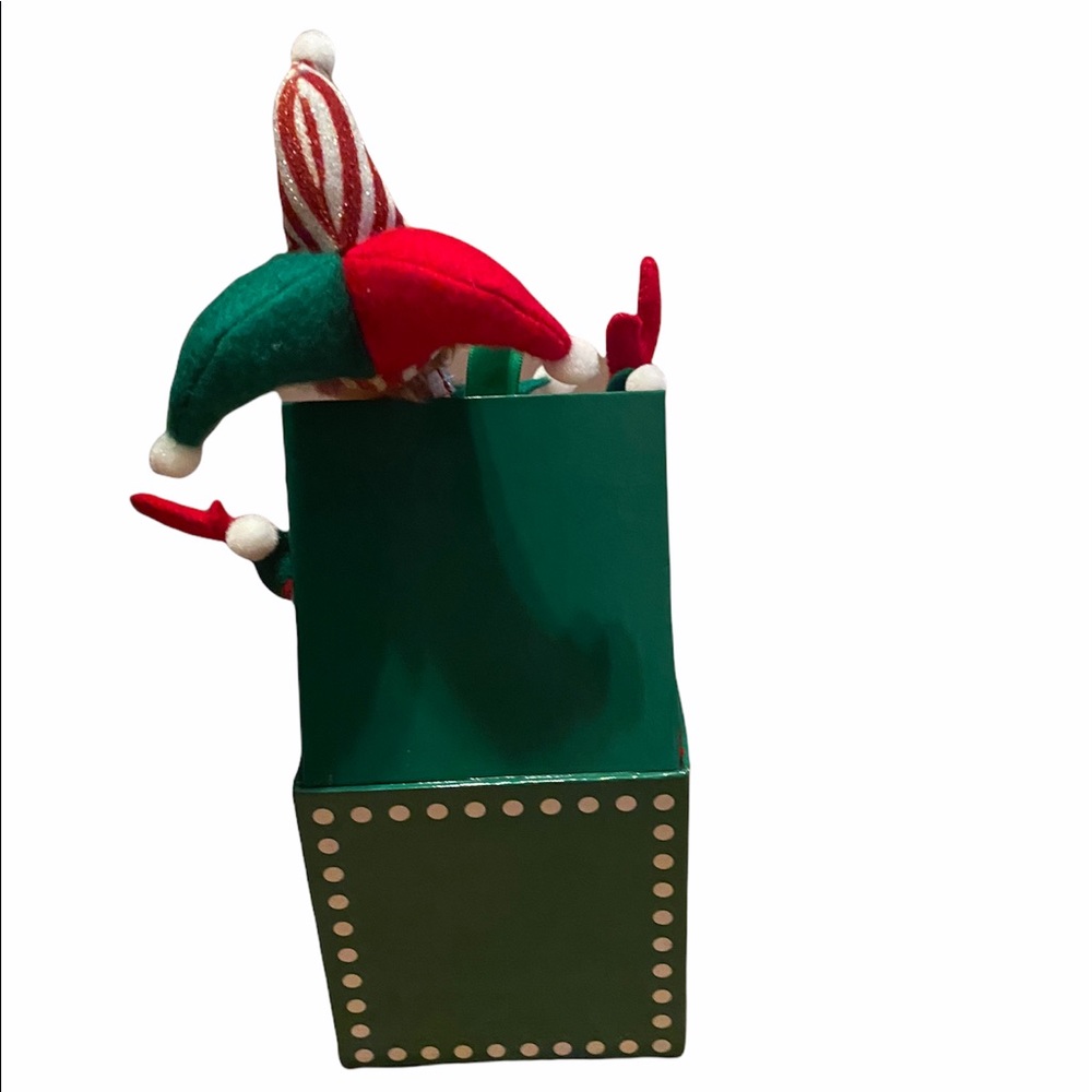 Annalee 9” elf in a box holiday decor nwt - Picture 4 of 7